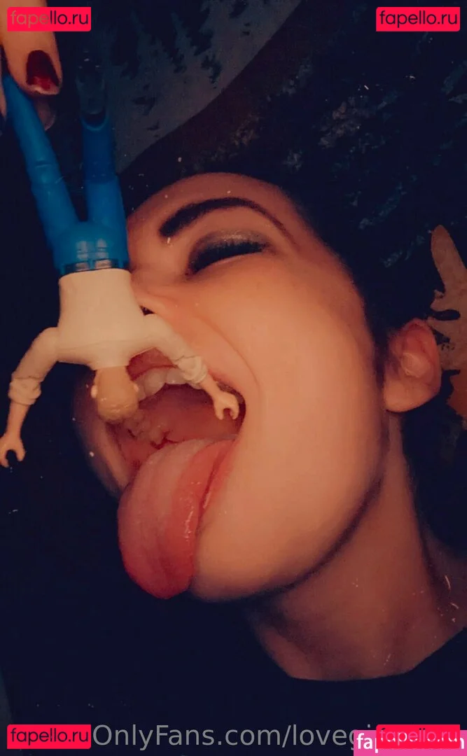 lovegiantess Onlyfans Photo Gallery 