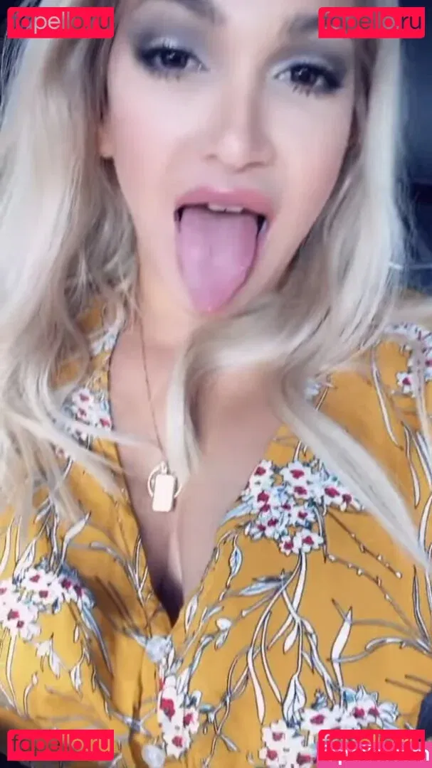 Reby Sky Onlyfans Photo Gallery 