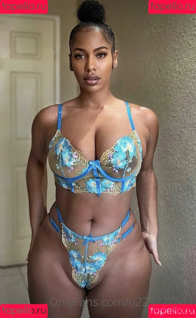 Leiza-Mae Keane Onlyfans Photo Gallery 
