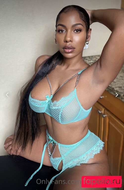 Leiza-Mae Keane Onlyfans Photo Gallery 