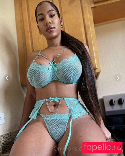 Leiza-Mae Keane Onlyfans Photo Gallery 