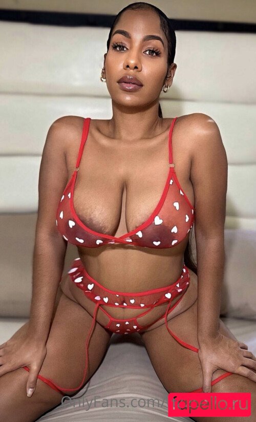 Leiza-Mae Keane Onlyfans Photo Gallery 