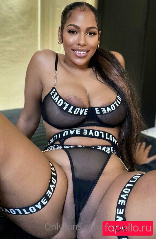 Leiza-Mae Keane Onlyfans Photo Gallery 