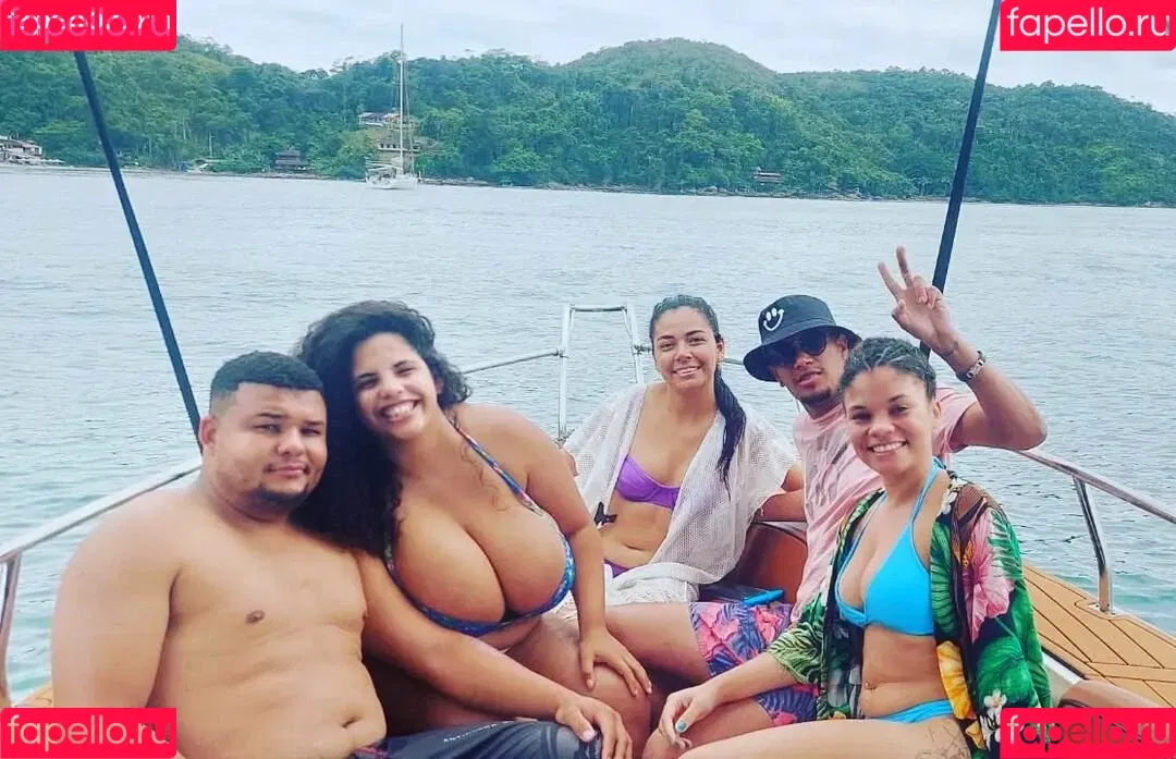 Mayla Coimbra Onlyfans Photo Gallery 