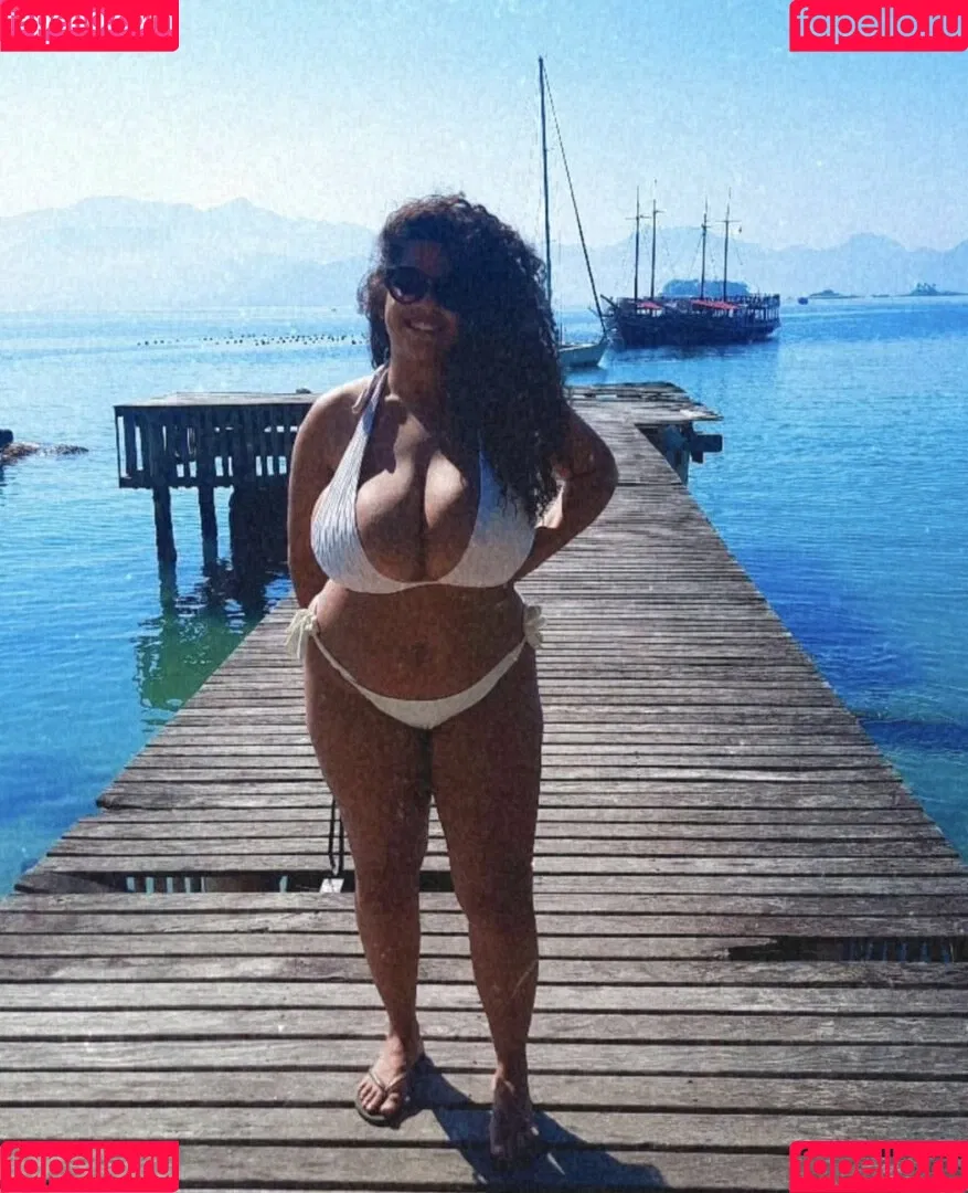 Mayla Coimbra Onlyfans Photo Gallery 