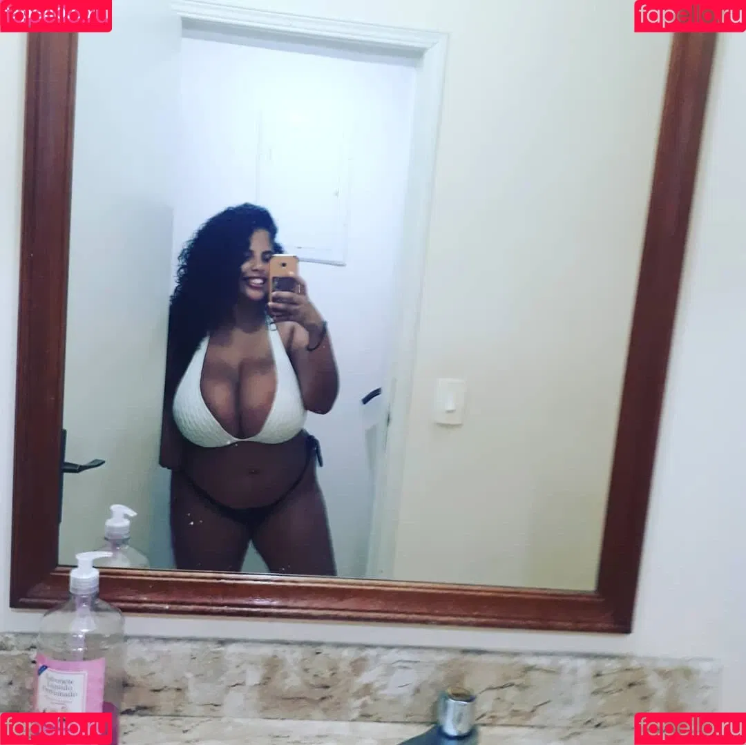 Mayla Coimbra Onlyfans Photo Gallery 