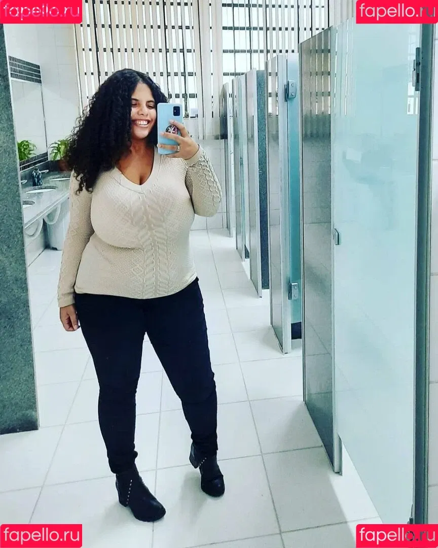 Mayla Coimbra Onlyfans Photo Gallery 