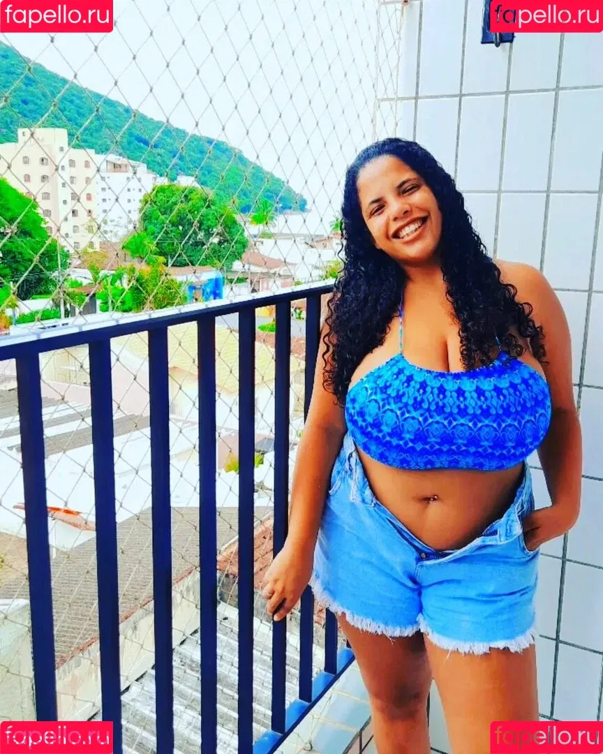 Mayla Coimbra Onlyfans Photo Gallery 