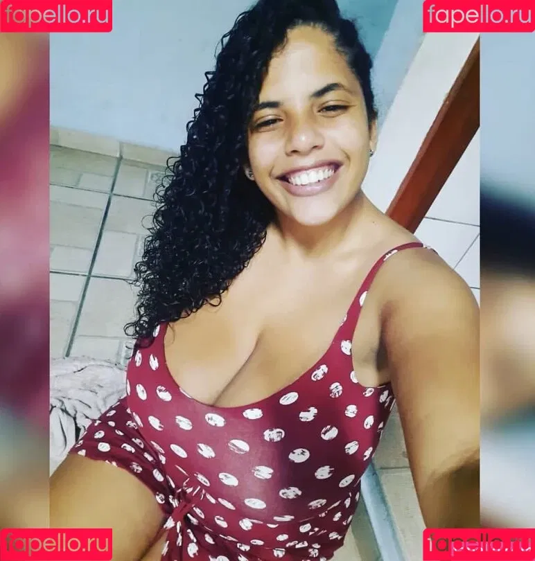 Mayla Coimbra Onlyfans Photo Gallery 
