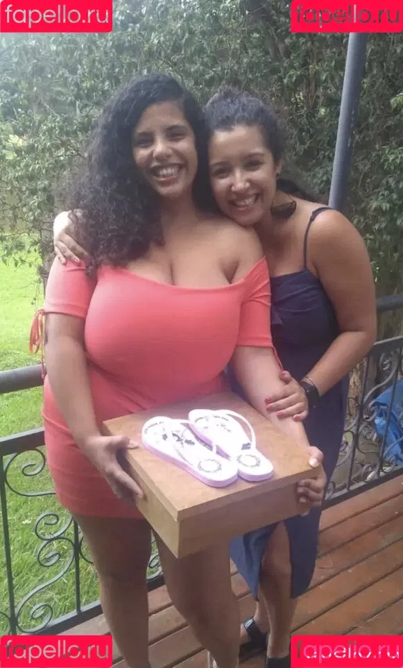 Mayla Coimbra Onlyfans Photo Gallery 