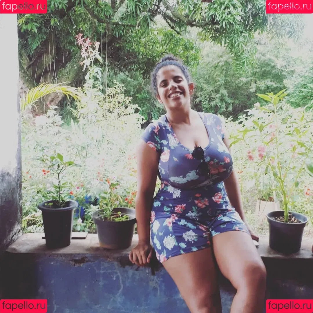 Mayla Coimbra Onlyfans Photo Gallery 