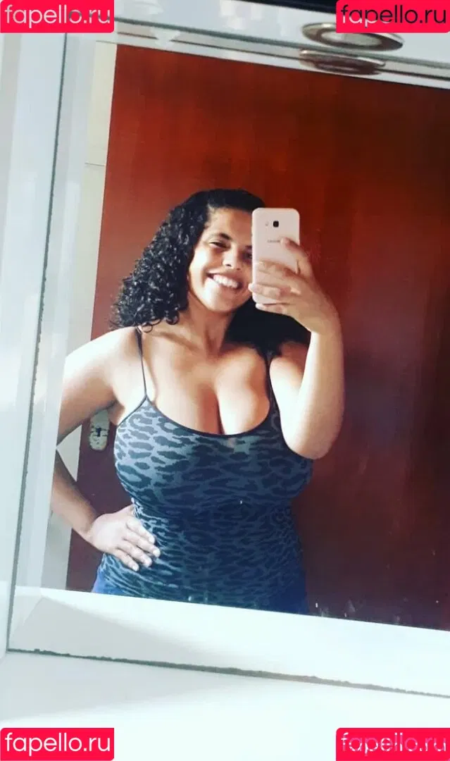 Mayla Coimbra Onlyfans Photo Gallery 