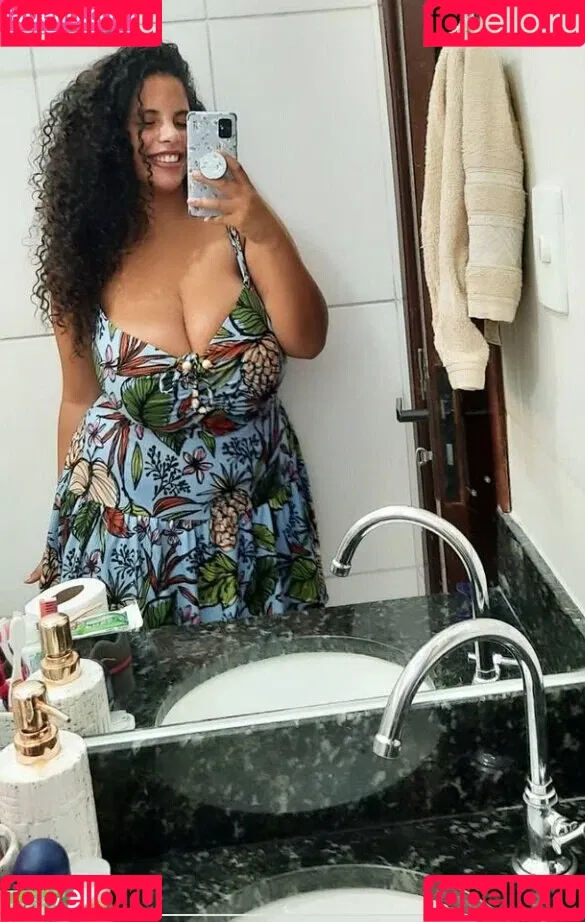 Mayla Coimbra Onlyfans Photo Gallery 