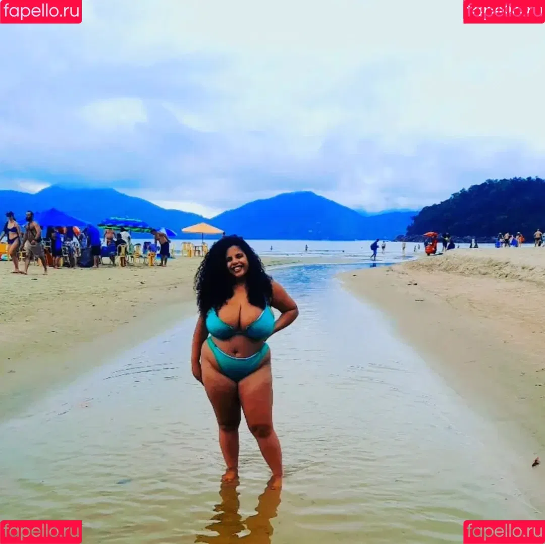 Mayla Coimbra Onlyfans Photo Gallery 