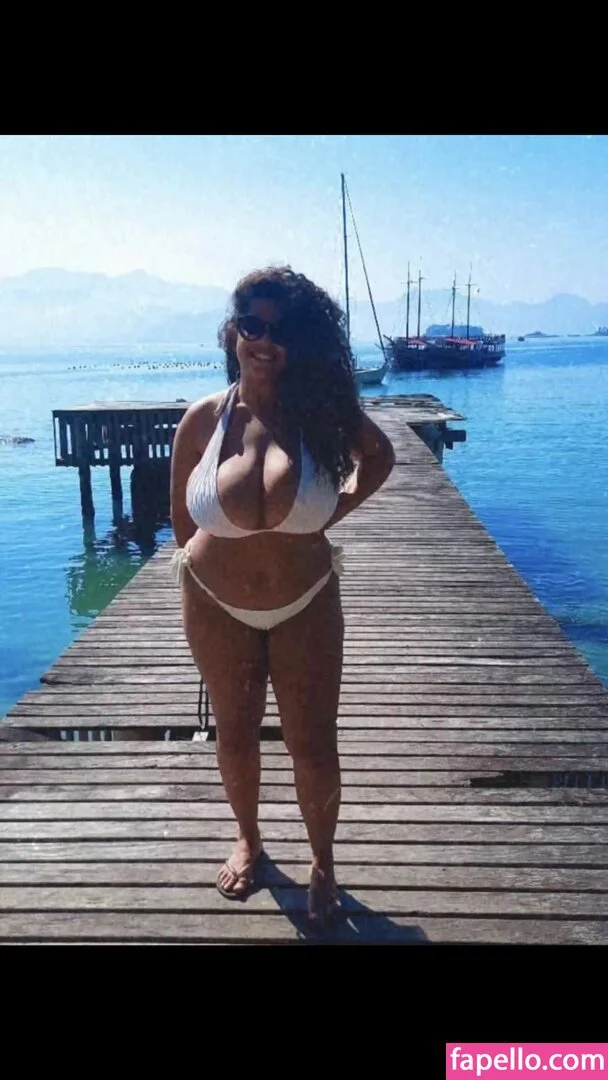 Mayla Coimbra Onlyfans Photo Gallery 