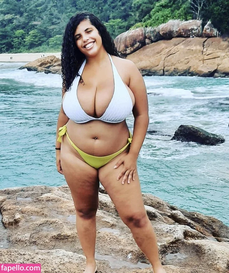 Mayla Coimbra Onlyfans Photo Gallery 