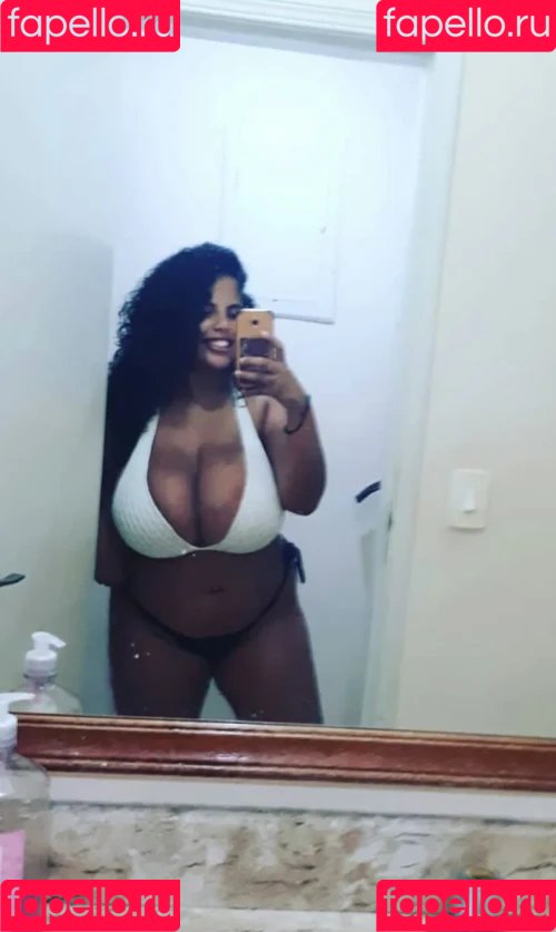 Mayla Coimbra Onlyfans Photo Gallery 