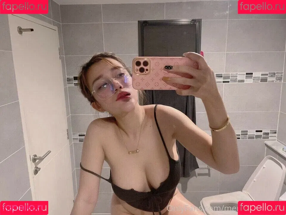 menaraewadee Onlyfans Photo Gallery 