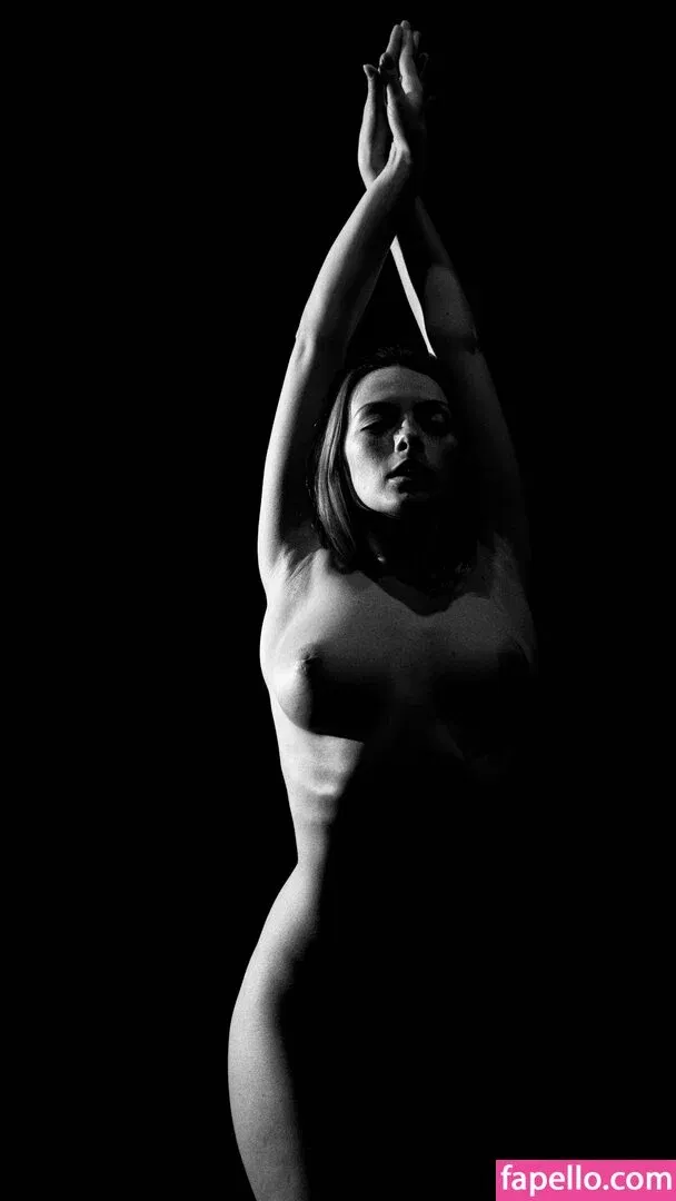 Olga Kobzar Onlyfans Photo Gallery 