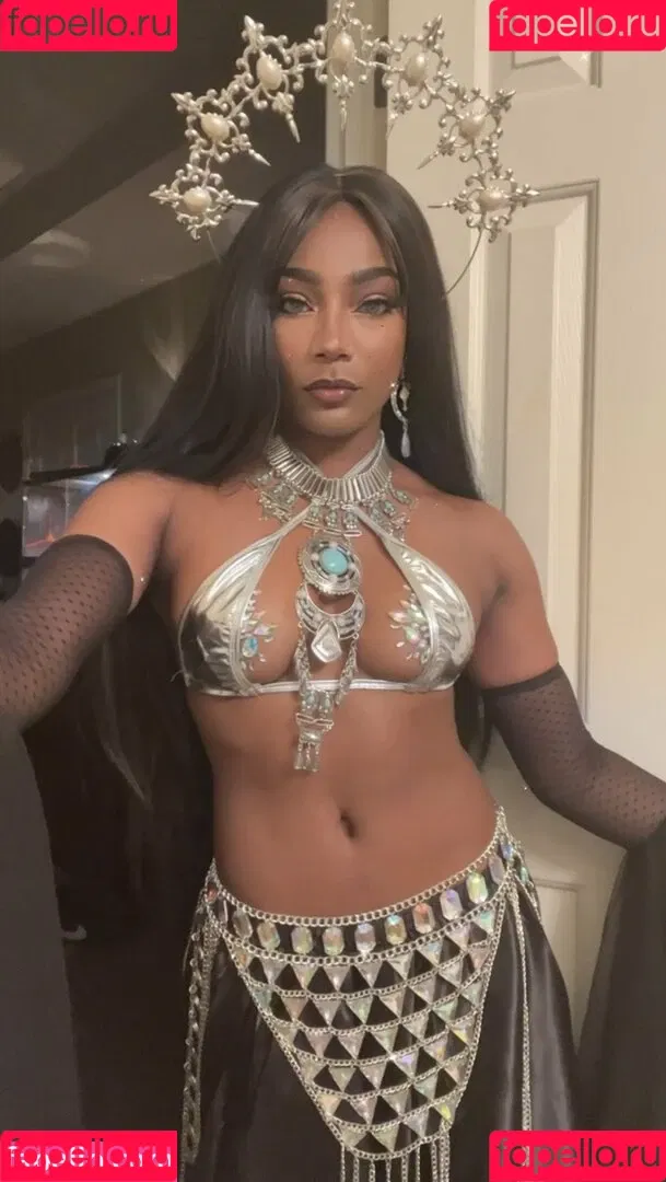 ZynahBear Onlyfans Photo Gallery 