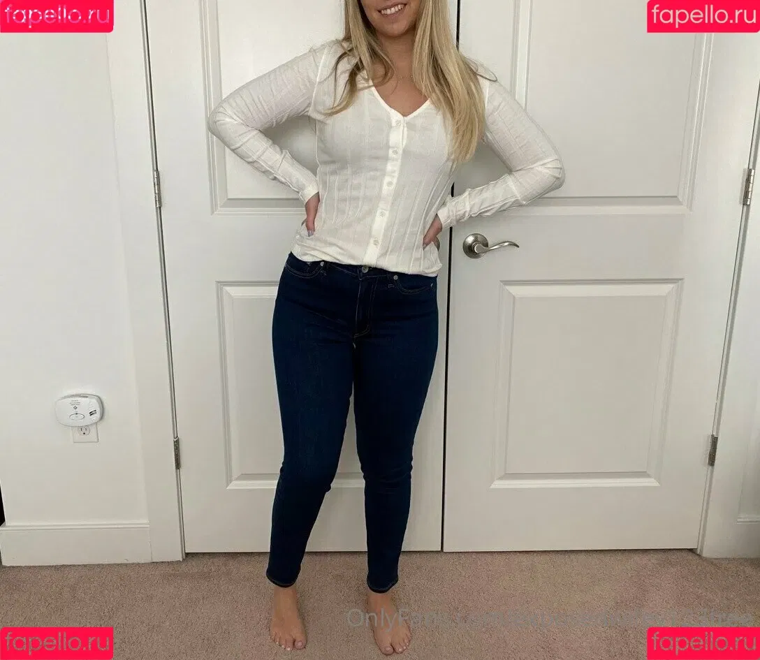 exposedwifey123free Onlyfans Photo Gallery 