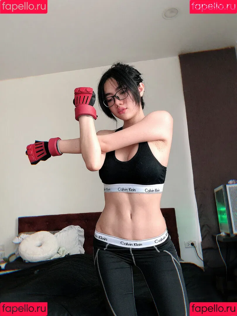 Poon Wrunya Onlyfans Photo Gallery 