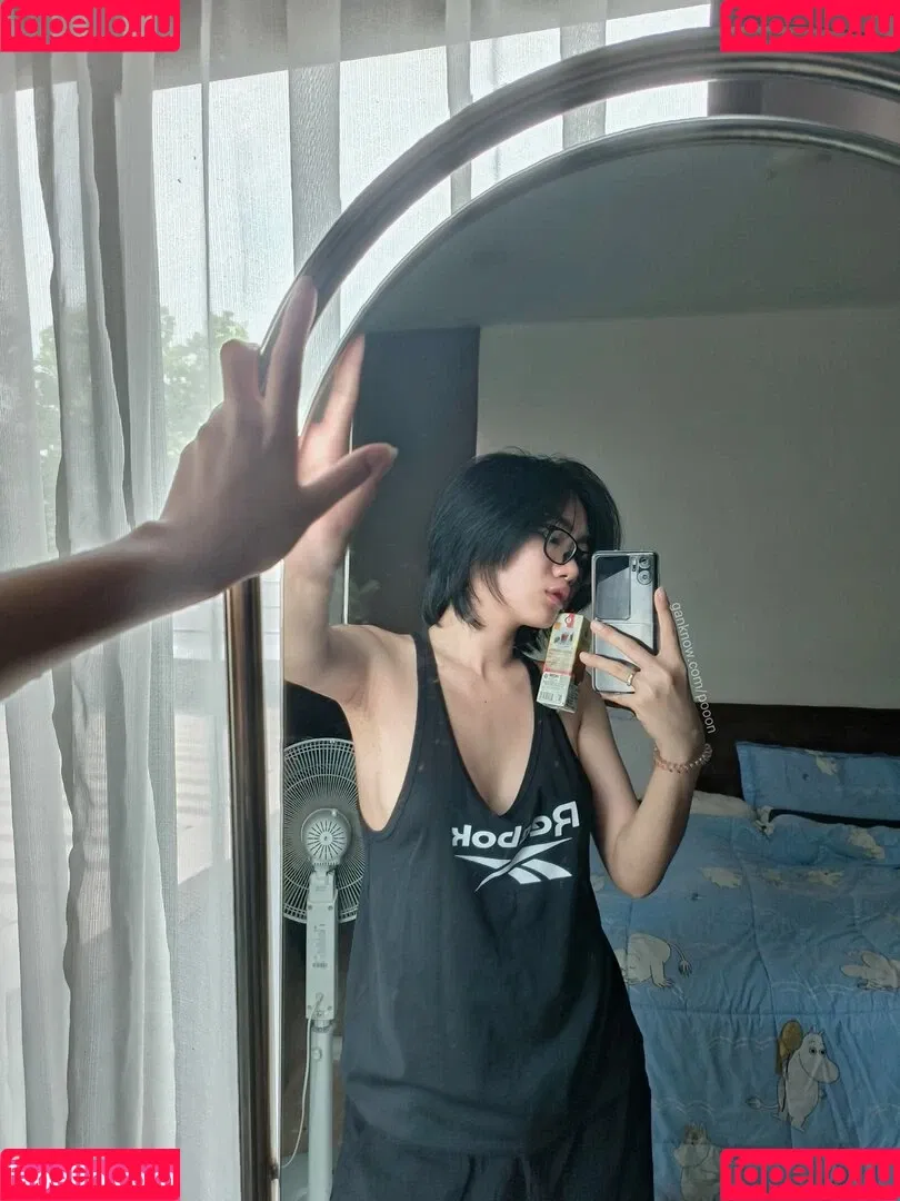 Poon Wrunya Onlyfans Photo Gallery 