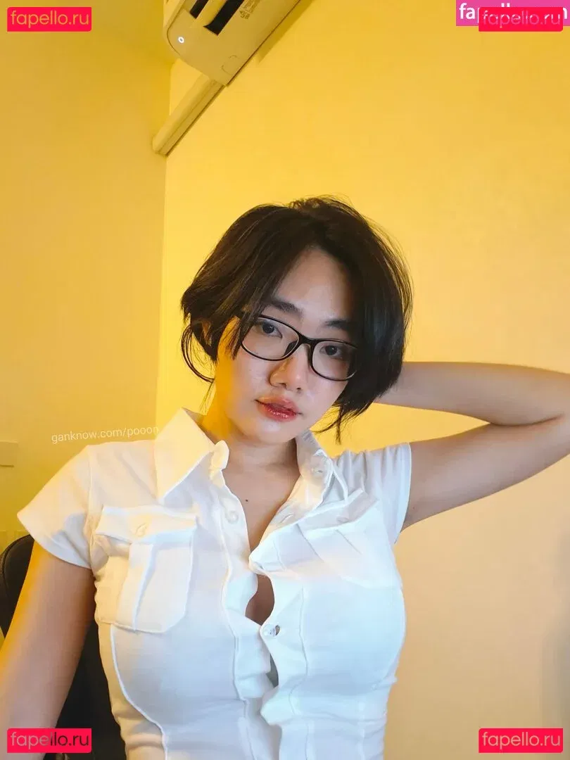 Poon Wrunya Onlyfans Photo Gallery 