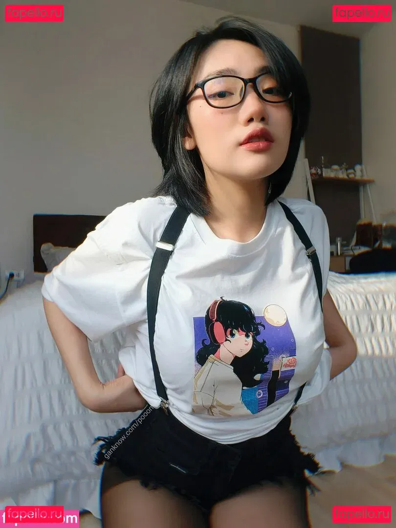 Poon Wrunya Onlyfans Photo Gallery 