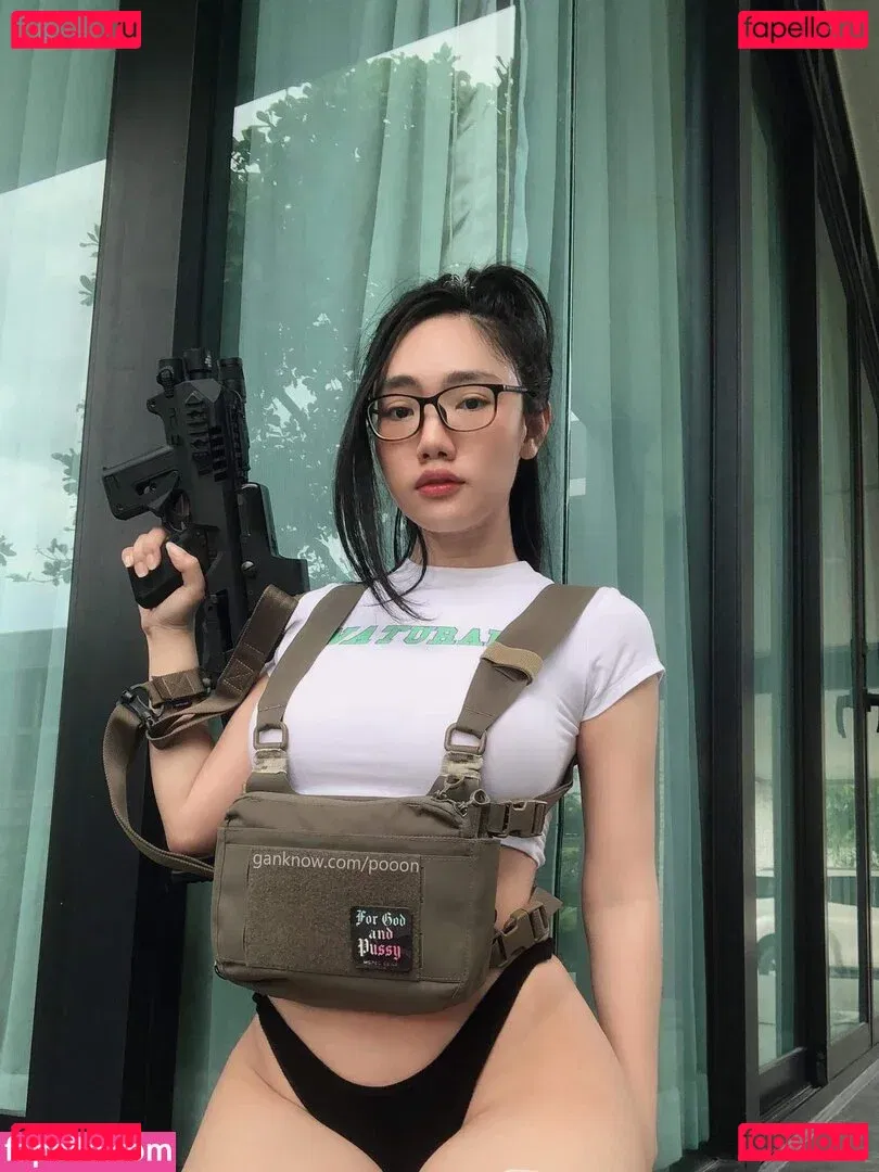 Poon Wrunya Onlyfans Photo Gallery 