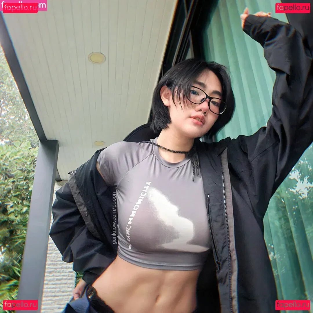 Poon Wrunya Onlyfans Photo Gallery 