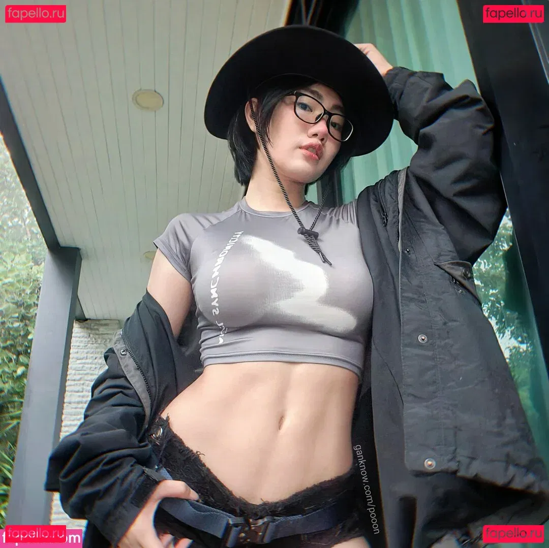 Poon Wrunya Onlyfans Photo Gallery 