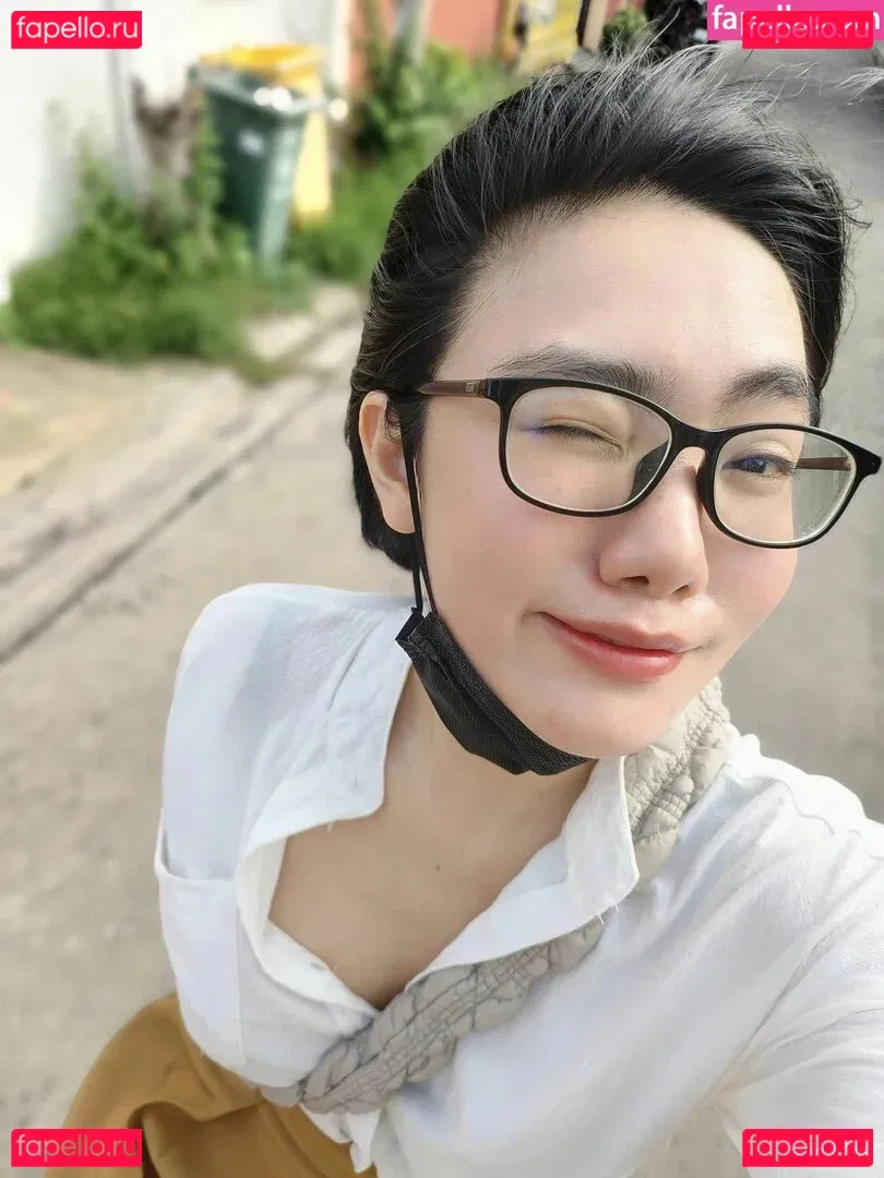 Poon Wrunya Onlyfans Photo Gallery 