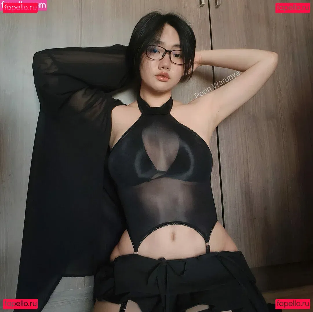 Poon Wrunya Onlyfans Photo Gallery 