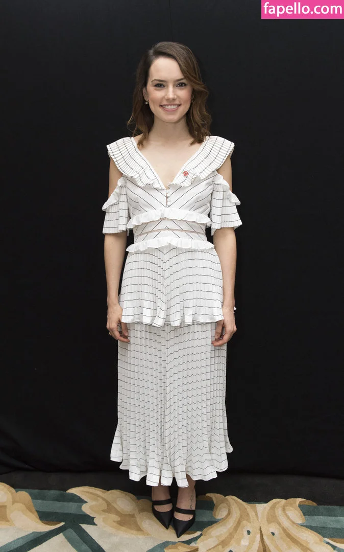Daisy Ridley Onlyfans Photo Gallery 