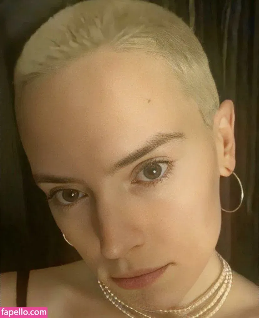 Daisy Ridley Onlyfans Photo Gallery 