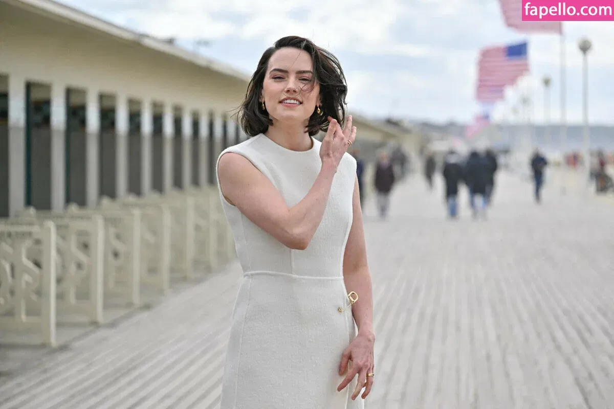 Daisy Ridley Onlyfans Photo Gallery 