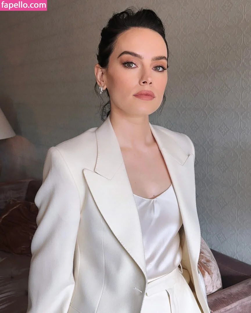 Daisy Ridley Onlyfans Photo Gallery 