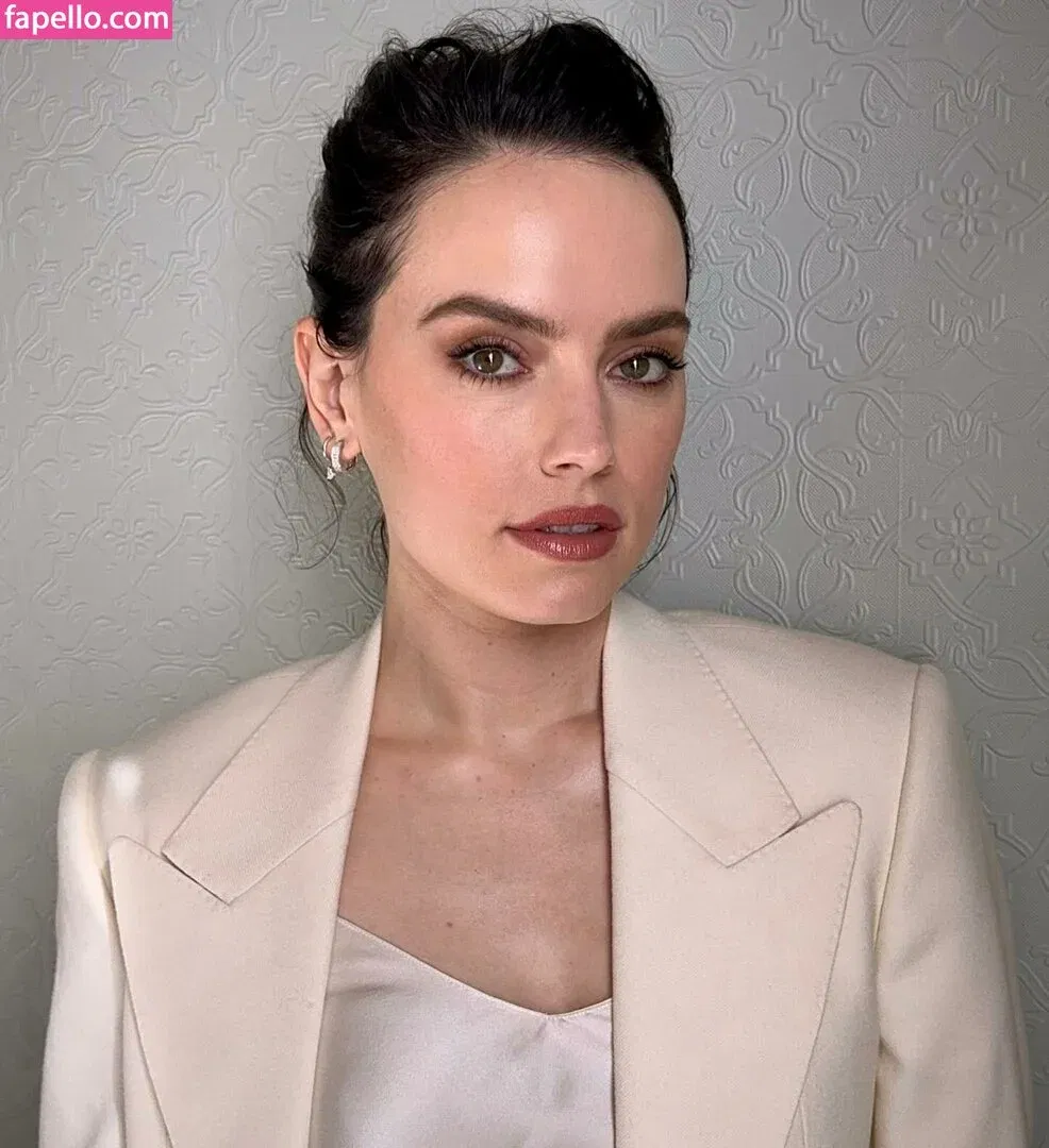 Daisy Ridley Onlyfans Photo Gallery 