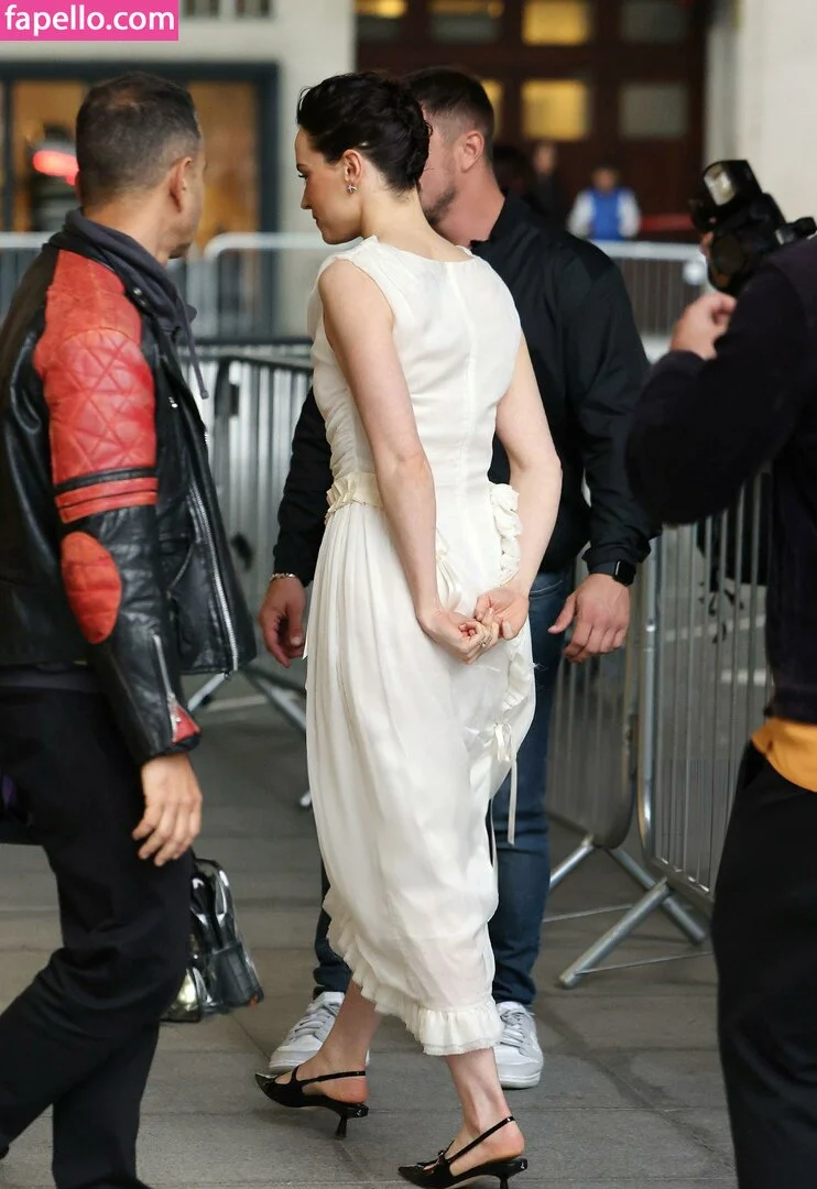 Daisy Ridley Onlyfans Photo Gallery 