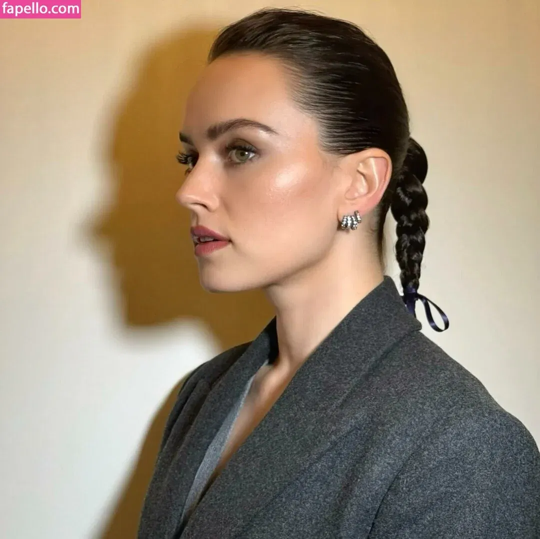 Daisy Ridley Onlyfans Photo Gallery 
