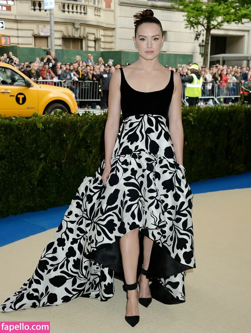 Daisy Ridley Onlyfans Photo Gallery 