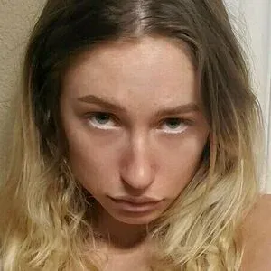 catiee Onlyfans Photo Gallery 