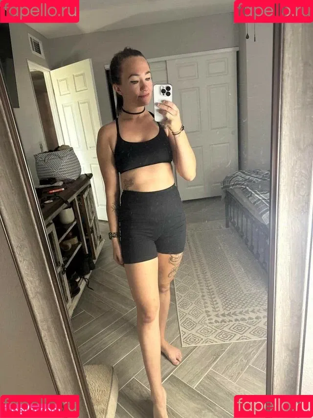 Xxxkhloekarter Onlyfans Photo Gallery 