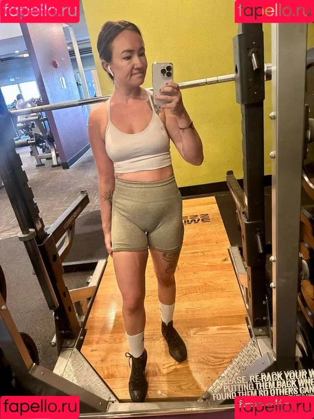 Xxxkhloekarter Onlyfans Photo Gallery 