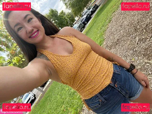 Xxxkhloekarter Onlyfans Photo Gallery 