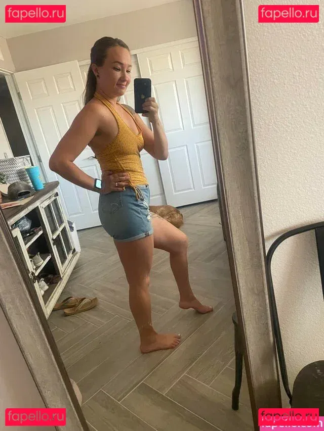 Xxxkhloekarter Onlyfans Photo Gallery 