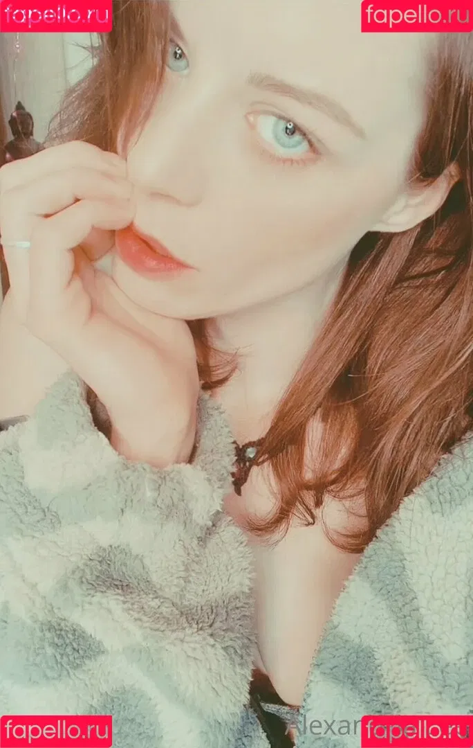 queenbeealexandrialee Onlyfans Photo Gallery 