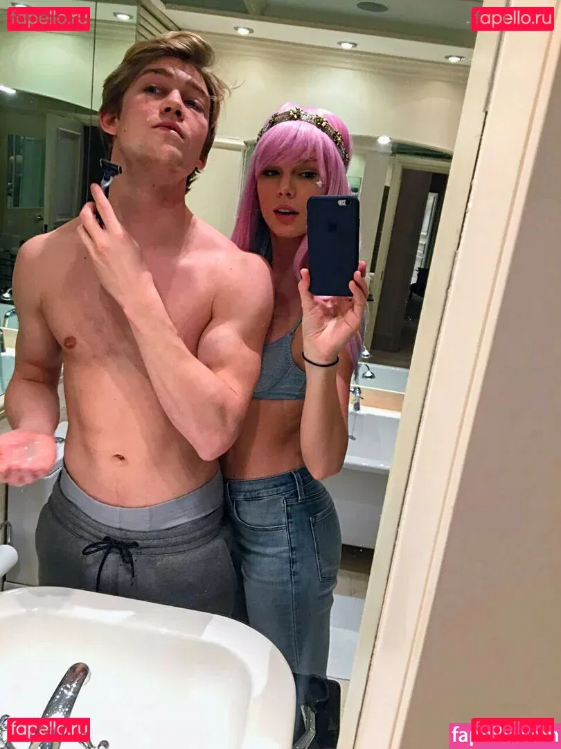 Speth Onlyfans Photo Gallery 