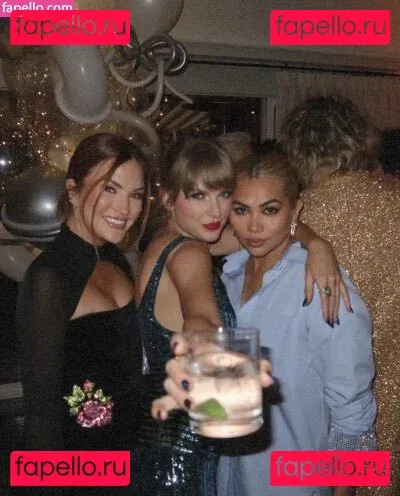 Speth Onlyfans Photo Gallery 